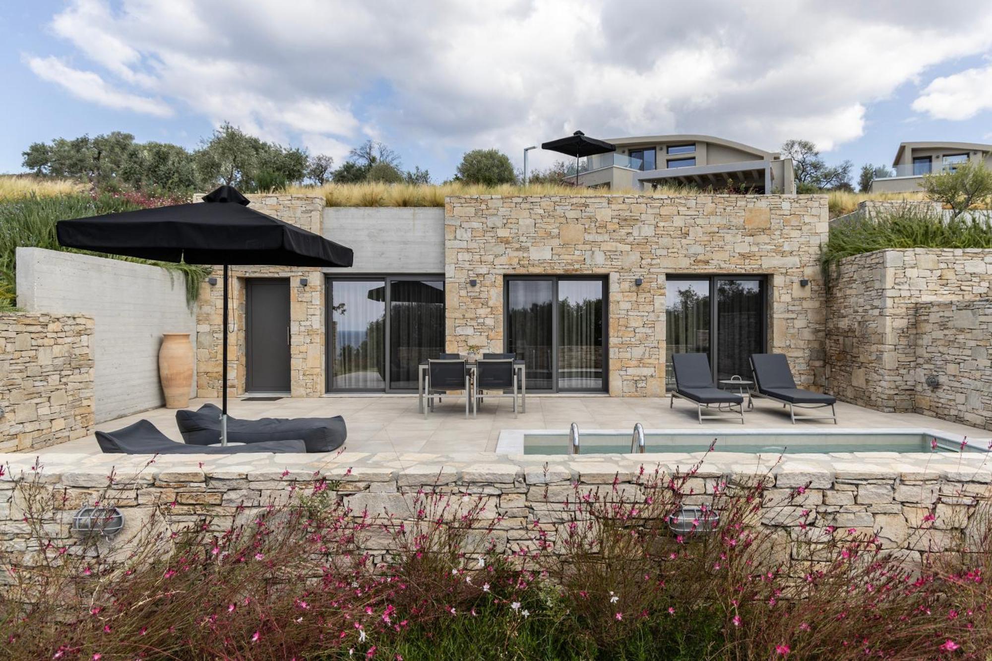Fari Stone Villas Skála Marión エクステリア 写真
