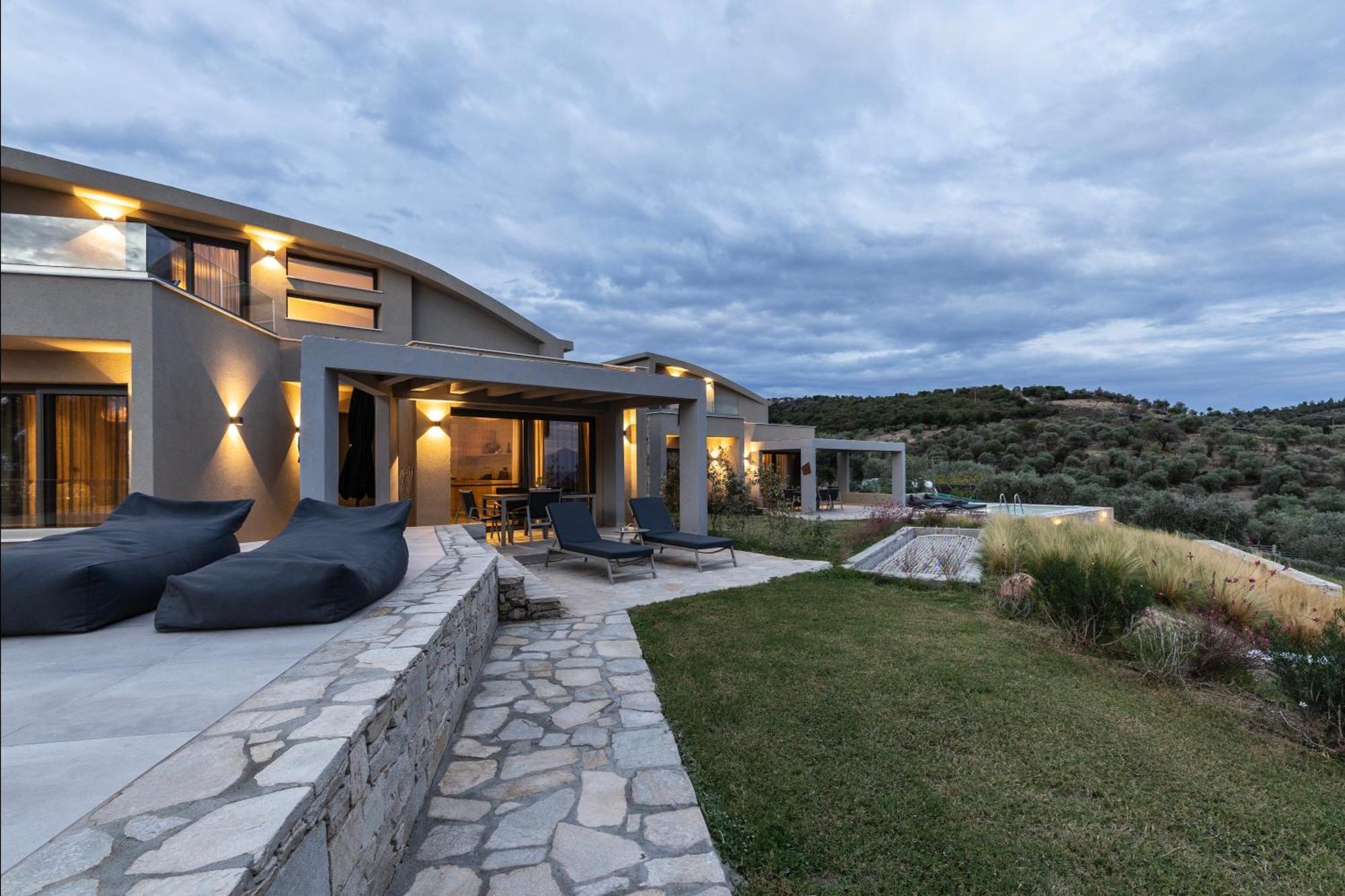 Fari Stone Villas Skála Marión エクステリア 写真